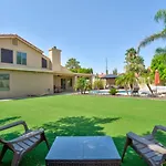 Stylish Home In Scottsdale Heatedpool & Hottub