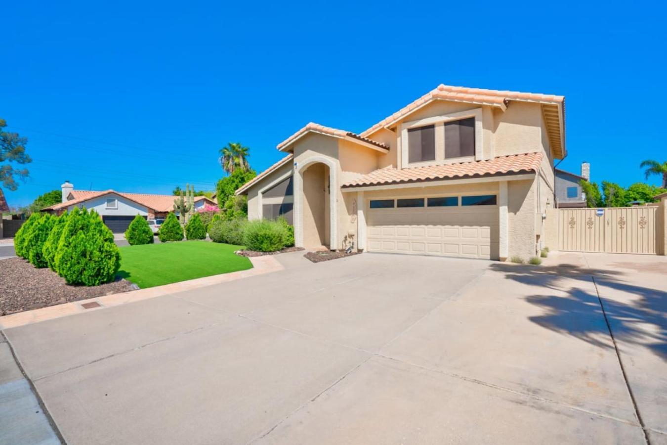 Stylish In Scottsdale Heatedpool & Hottub Holiday home *