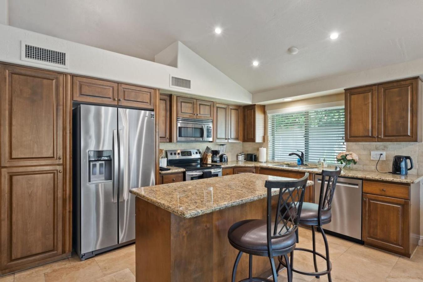 Stylish In Scottsdale Heatedpool & Hottub Holiday home *